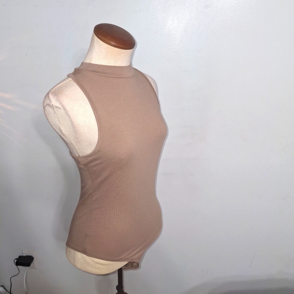 Fashion Nova- Mel Sleeveless Mock Neck Bodysuit- W Sz Small - Picture 4 of 7
